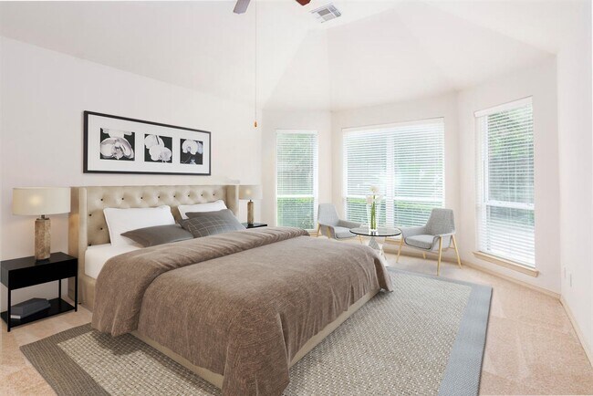 Building Photo - 62 S Longsford Cir