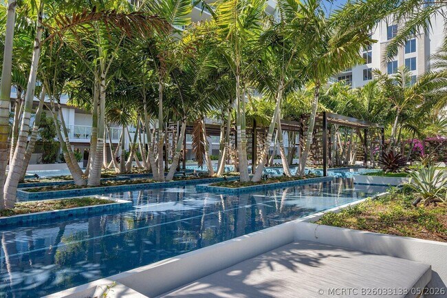 Building Photo - 200 SE Mizner Blvd