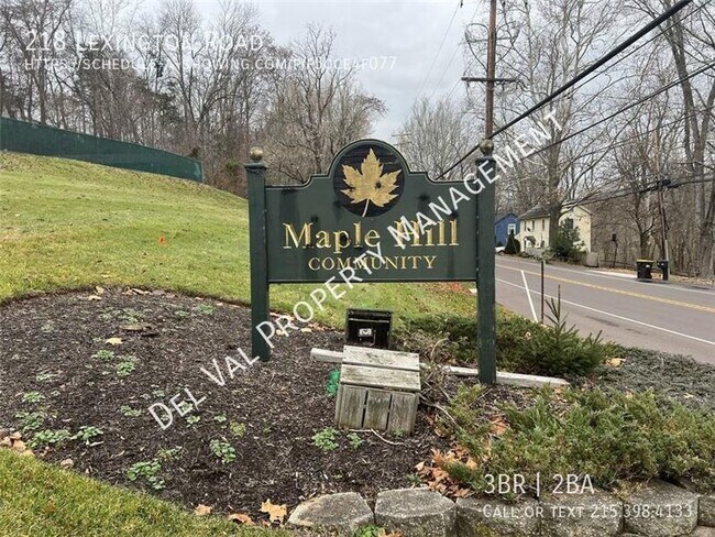 Building Photo - 218 Lexington Rd