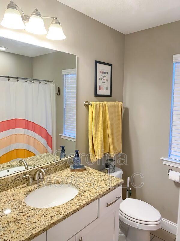 Building Photo - 489 Berry Shoals Rd