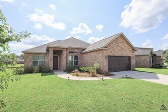 Building Photo - 110 Gwendolyn Ave