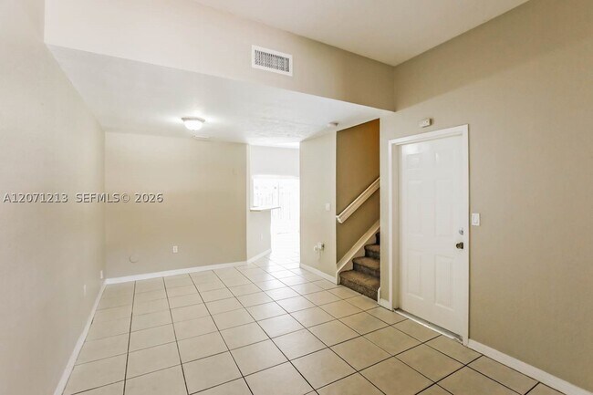 Building Photo - 8910 SW 220th Ln