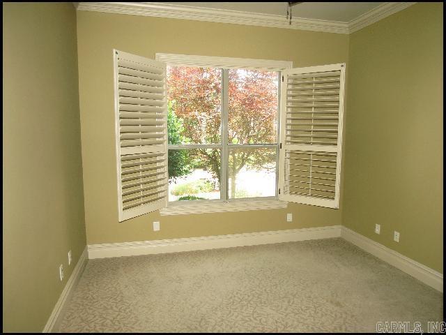 Building Photo - 21 Commentry Dr