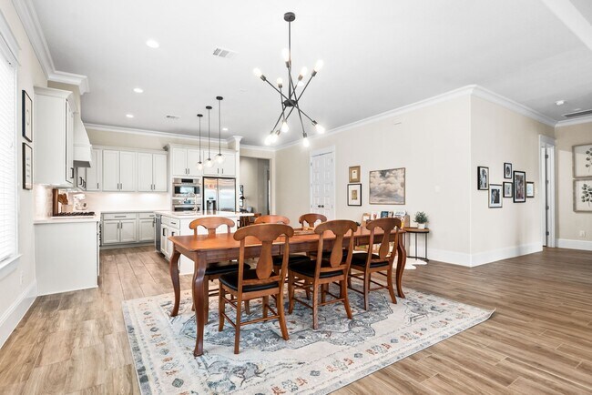 Building Photo - 2335 Pale Star Dr