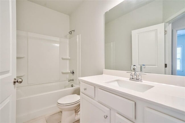 Building Photo - 2510 Great Silver Fir Aly
