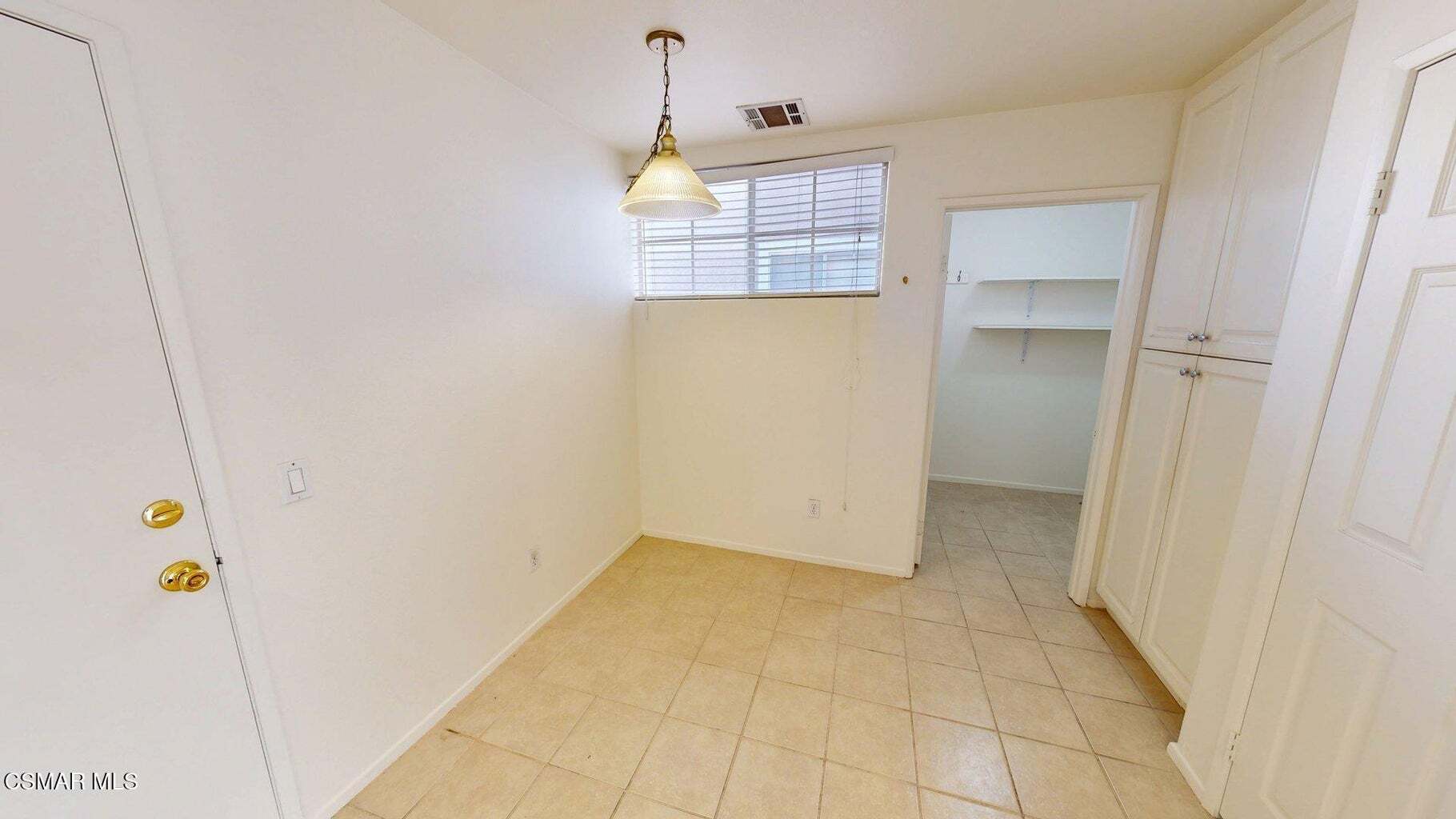 Building Photo - 4862 Martona Dr