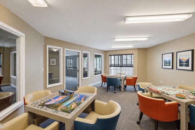 Building Photo - Columbia Colony Senior