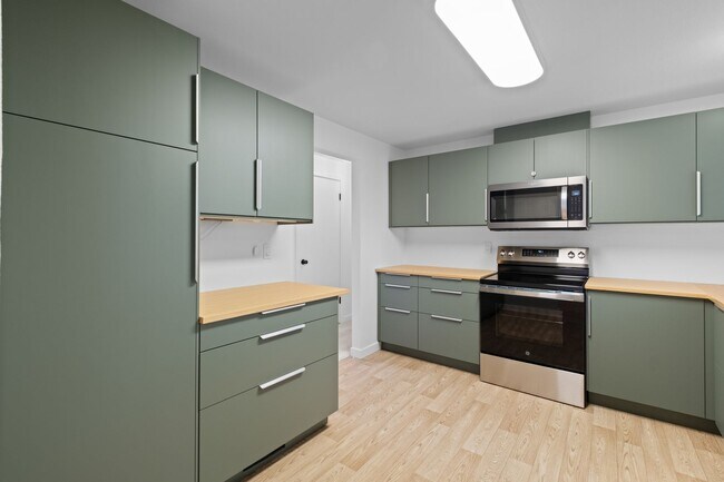 Building Photo - 3bd/1.75ba Mountlake Terrace Home