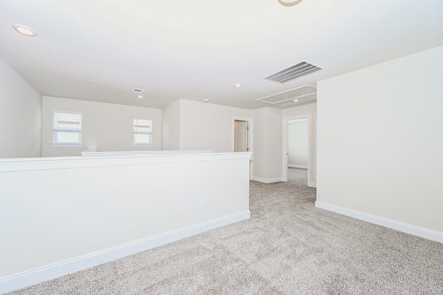 Building Photo - 1604 Espy Aly