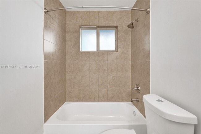 Building Photo - 30 SW 8th St