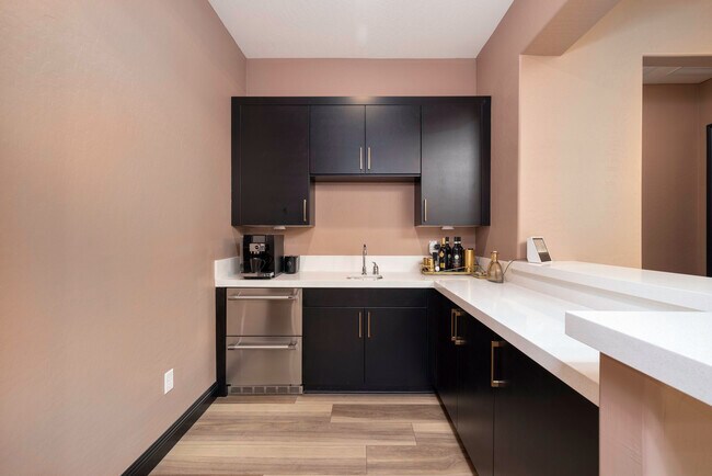 Building Photo - 33 Desert Juniper Ln