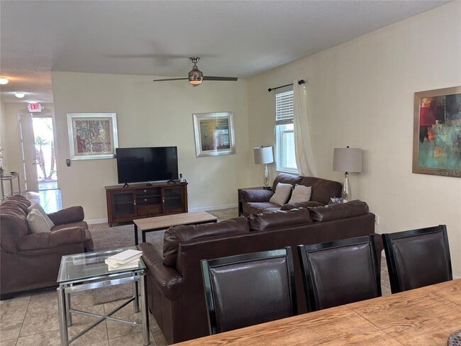 Building Photo - 4712 Blue Diamond St