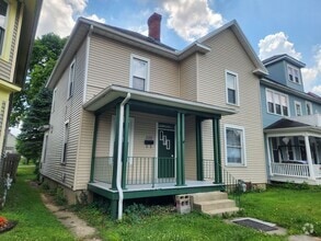 Building Photo - 3 Bedroom, 1.5 Bathroom House