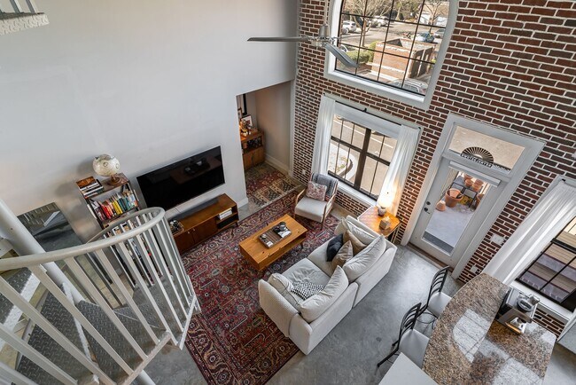 Building Photo - 791 Wylie St SE