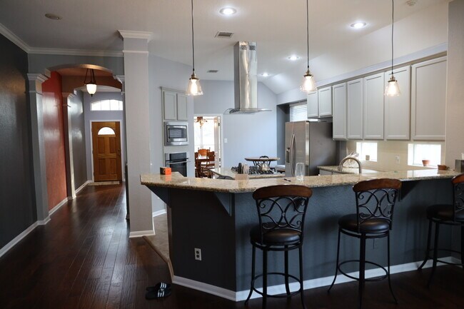 Kitchen - 2132 Rodeo Dr