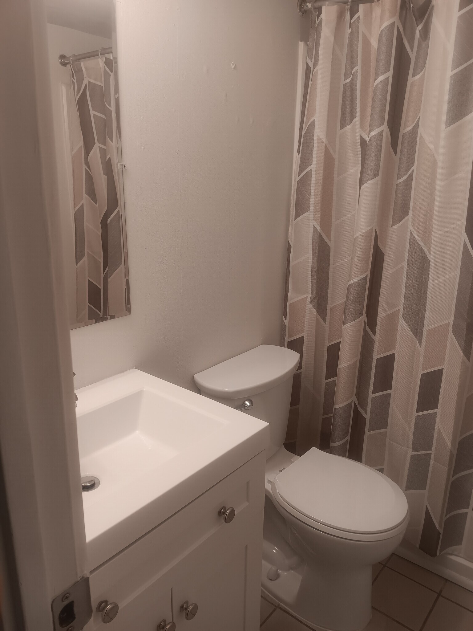 Bathroom - 20 Lancaster Estates
