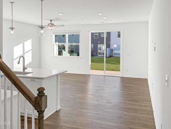 Building Photo - 135 Siebold St