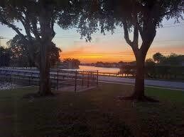 Building Photo - 9301 Lime Bay Blvd