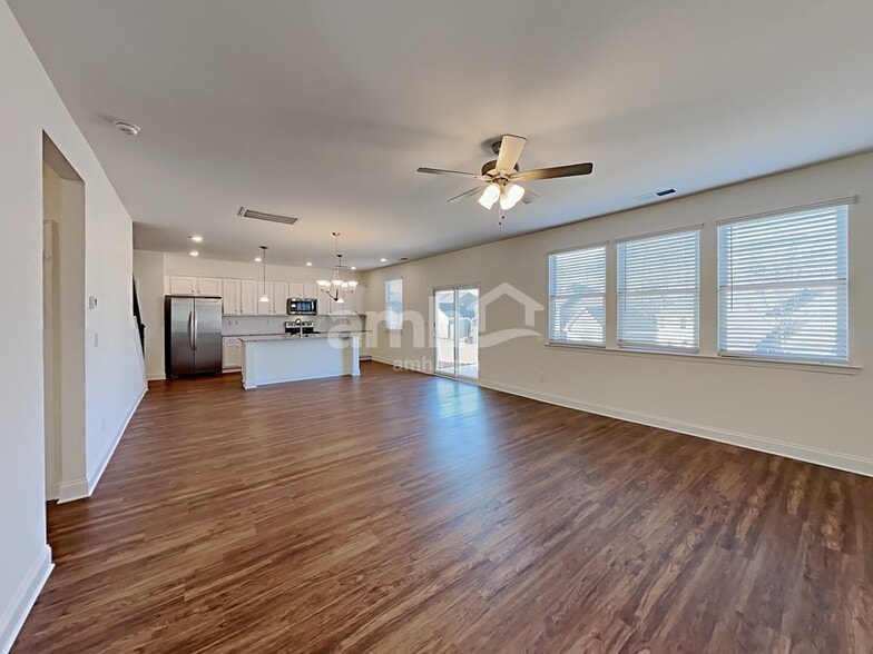 Building Photo - 4806 Durant Ct