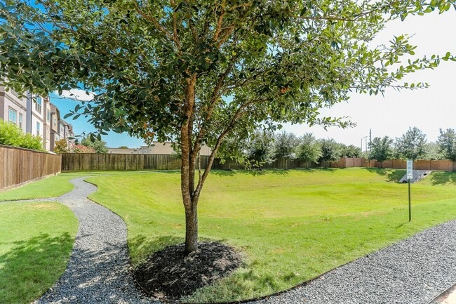 Building Photo - 11918 Stirling Row Ln