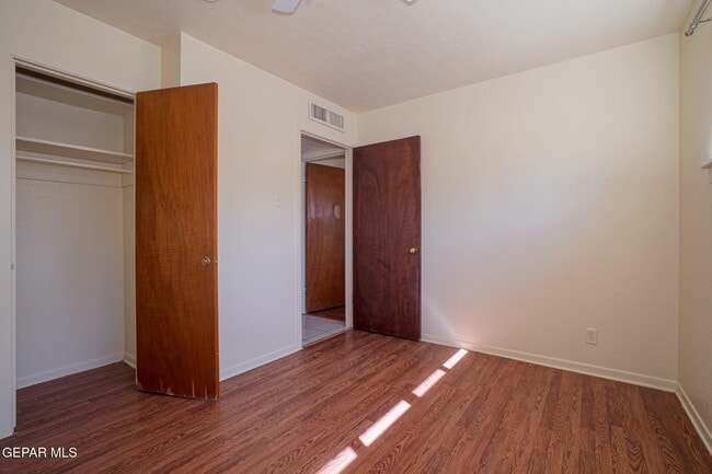 Building Photo - 1508 Oakdale St