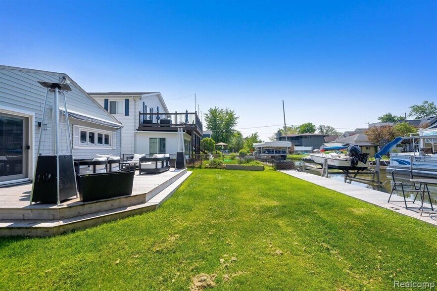 Building Photo - 1466 Rossdale Dr