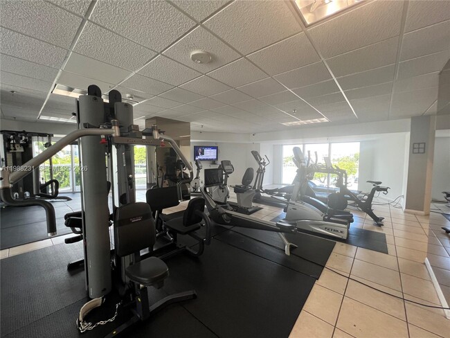 Building Photo - 2401 Collins Ave