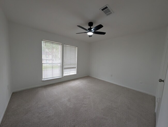 Building Photo - 14106 Locke Ln