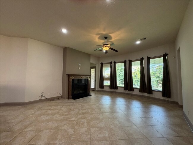 Building Photo - 6223 Duke Trail Ln