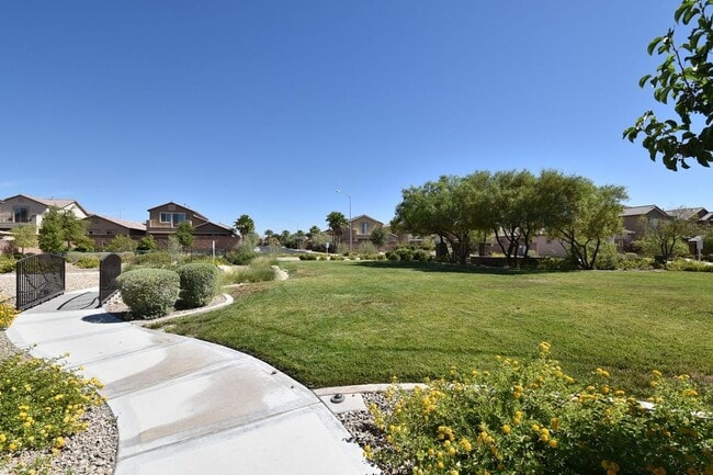 Building Photo - Exceptional Dual Master Residence with Modern Upgrades