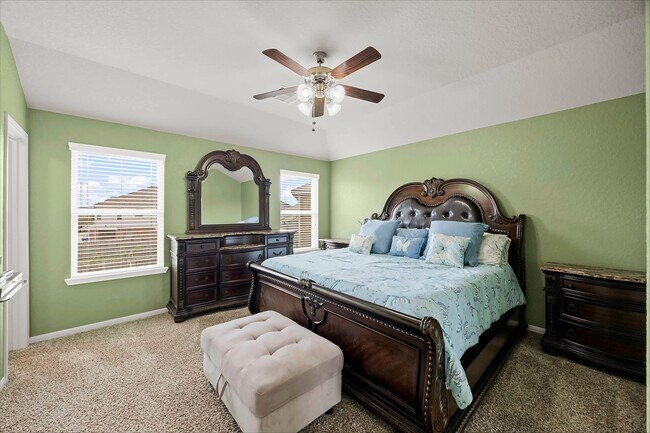 Building Photo - 15015 Hope Hills Ln