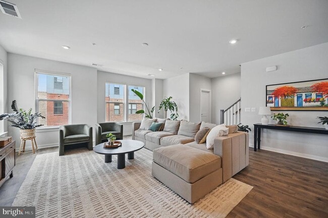 Building Photo - 44623 Wolfhound Sq