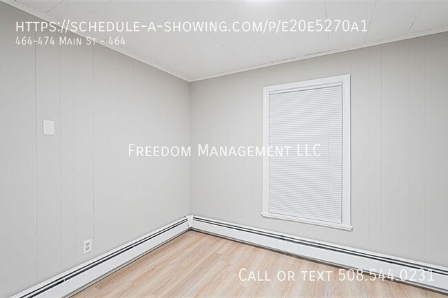 Building Photo - 464-474 Main St-464