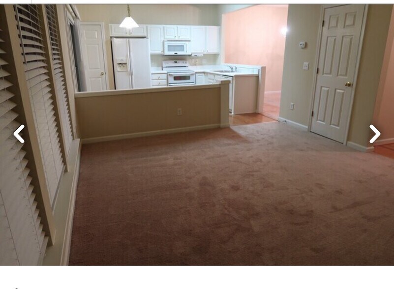 Family Room - 200 Durston Loop