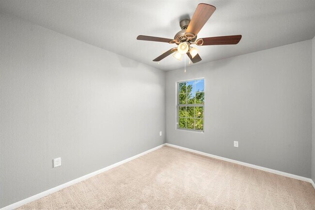 Building Photo - 16427 Misty Paloma Dr