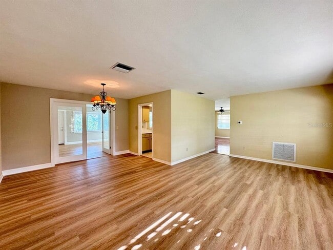 Building Photo - 2060 Attache Ct