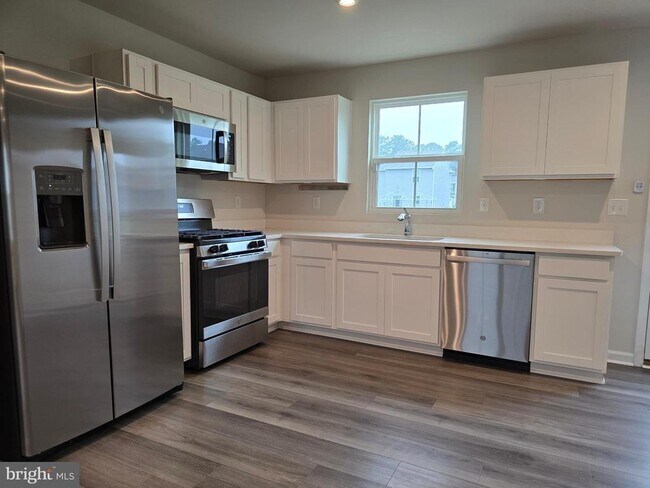 Building Photo - 32022 Windjammer Dr