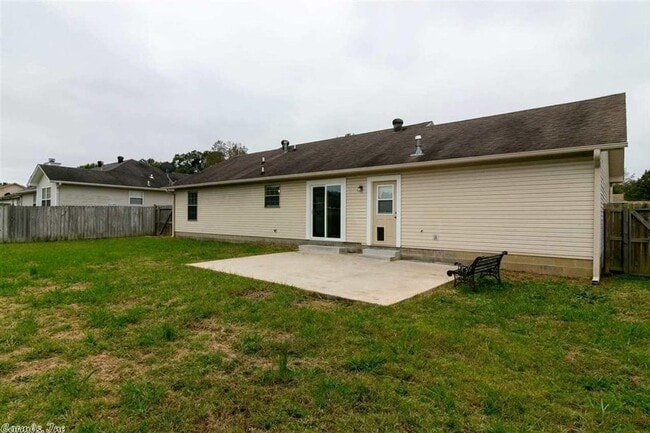 Building Photo - 37 Wolverine Dr