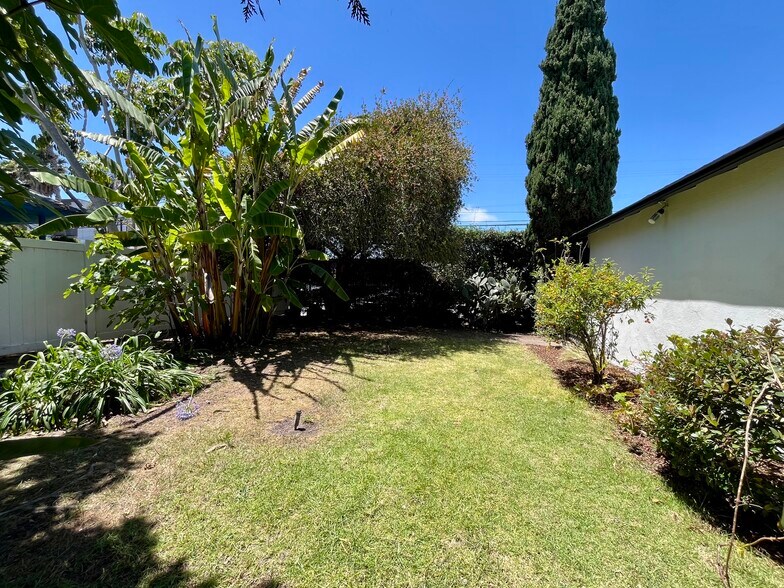 Back yard - 11552 Braddock Dr