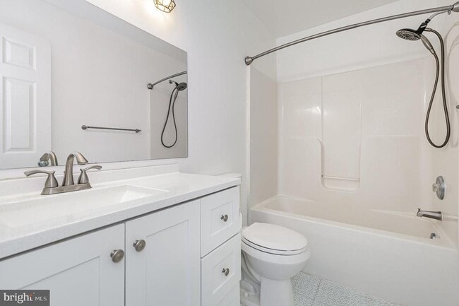 Building Photo - 9212 Isle of Laurels