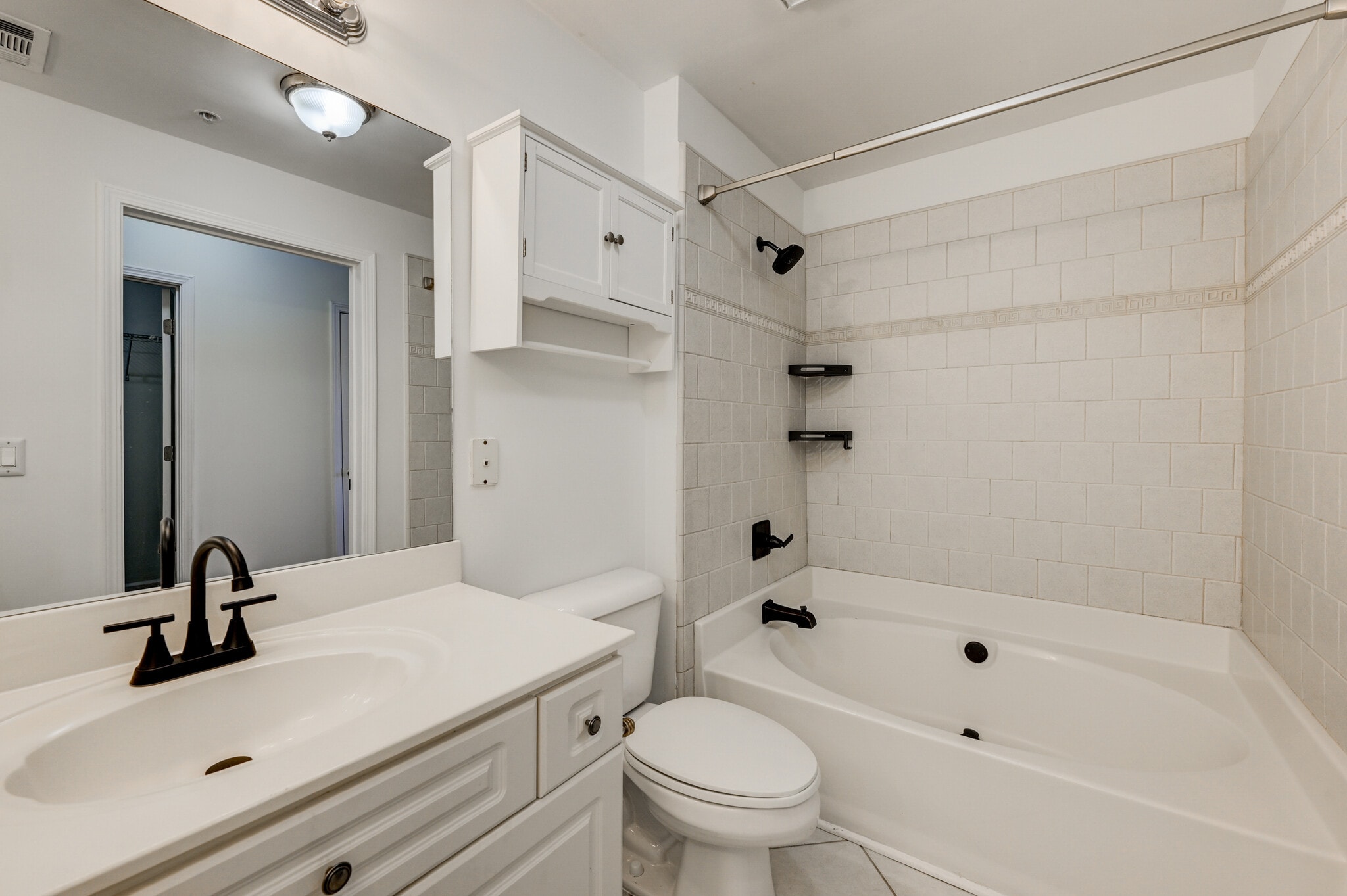 Building Photo - 3334 Peachtree Rd NE