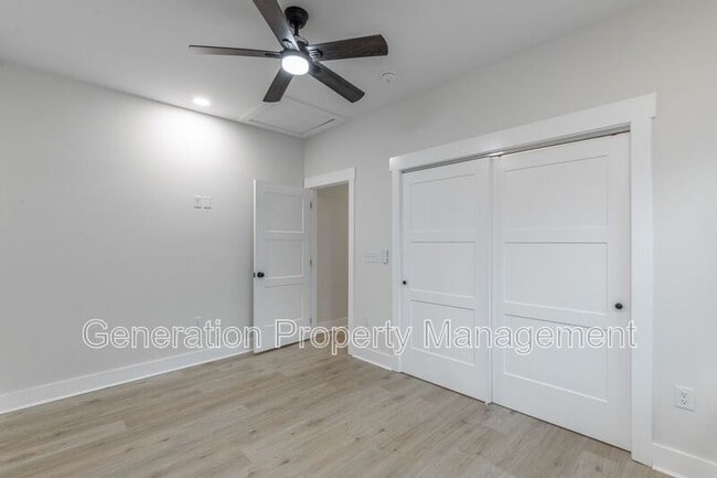 Building Photo - 1124 Garfield St