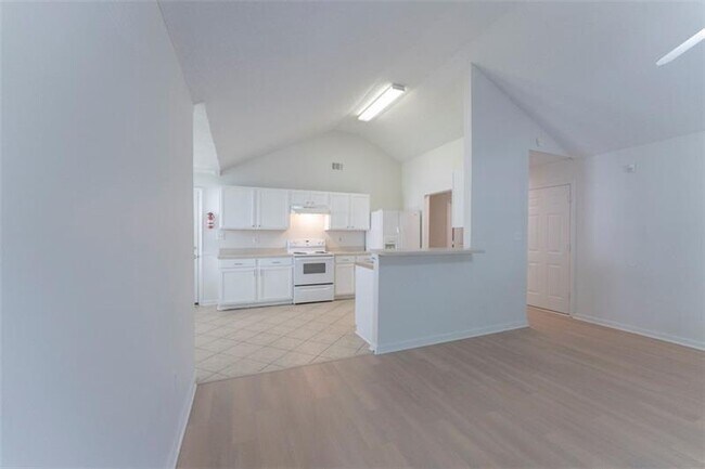 Building Photo - 7065 Mahonia Pl