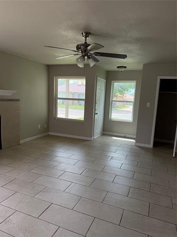 Building Photo - 2333 Lido Ln