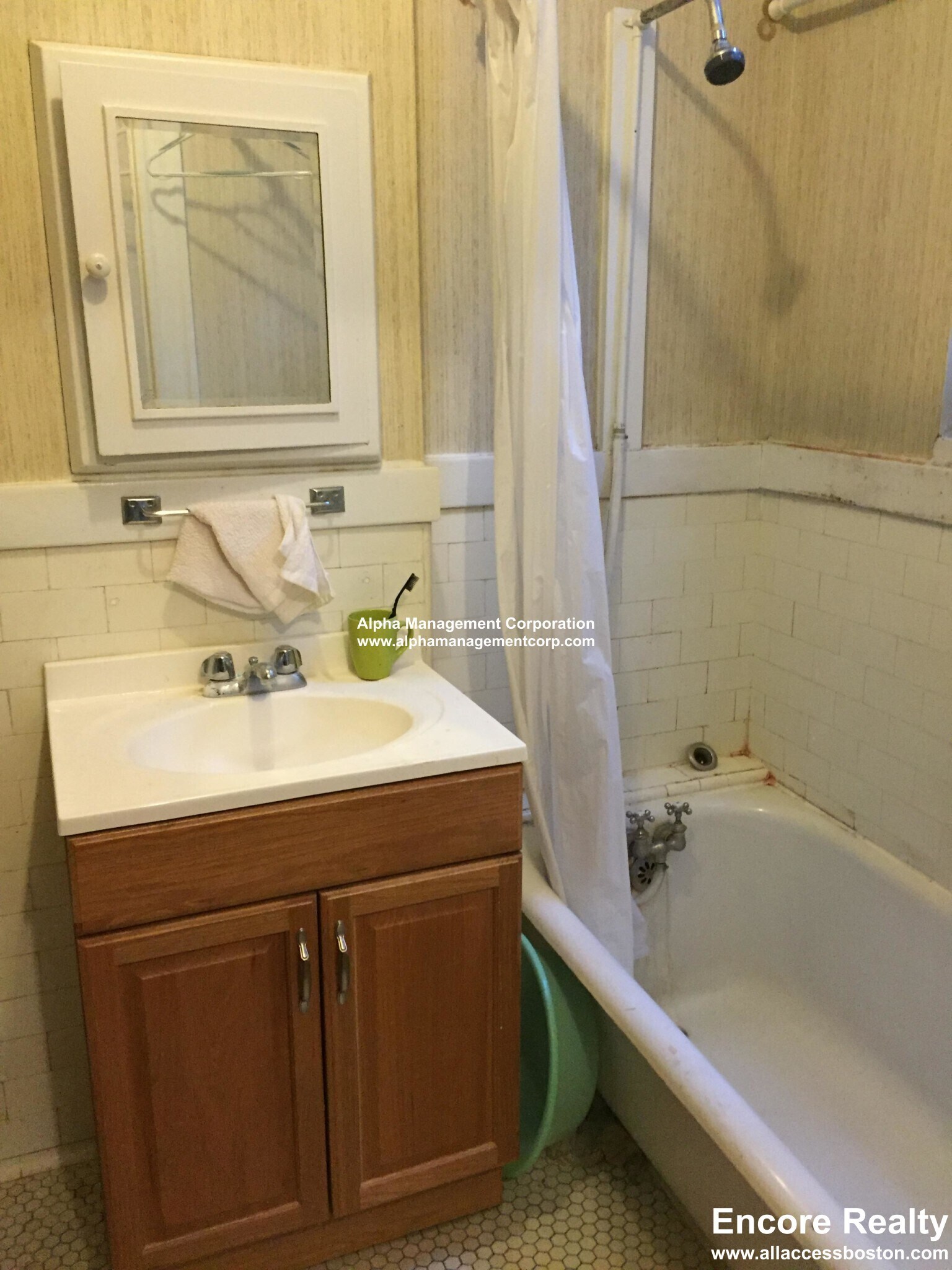 Building Photo - 17-19 Washington St. Unit 507