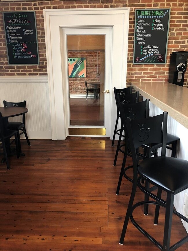 Building Photo - 25514 E Main St