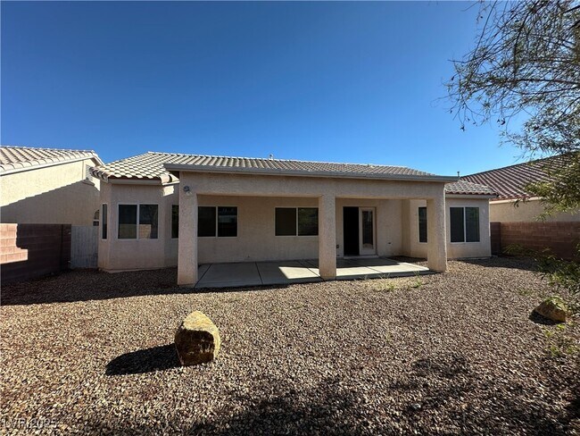Building Photo - 2525 Torch Ave