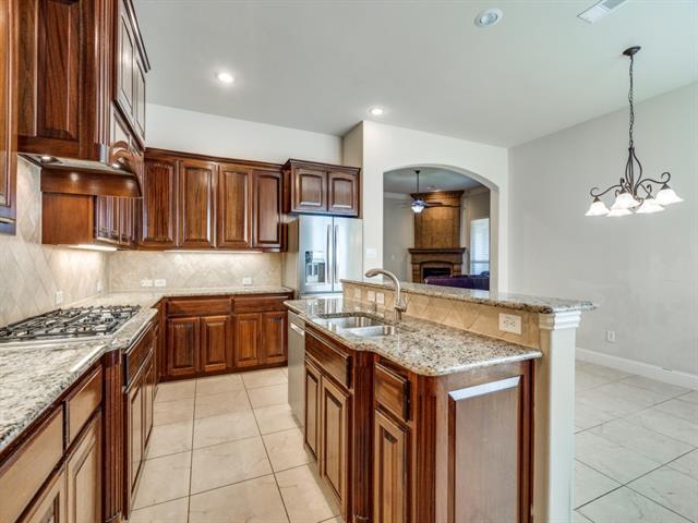 Building Photo - 1811 Marshall Dr