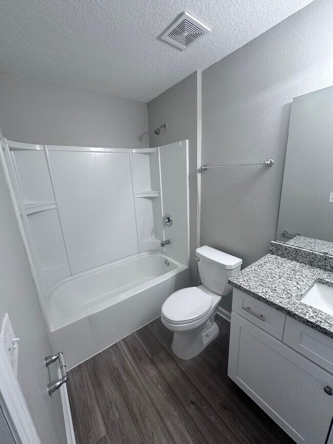 Building Photo - *** TWO WEEKS FREE ***  Gorgeous 4-Bedroom Home with Granite Counters & 2-Car Garage