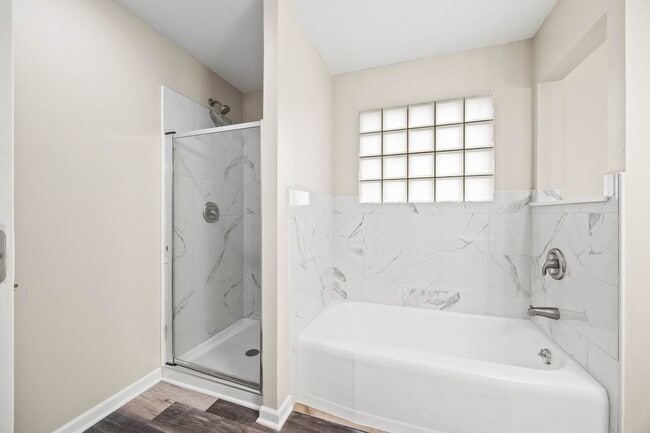 Building Photo - 246 Miller Ave